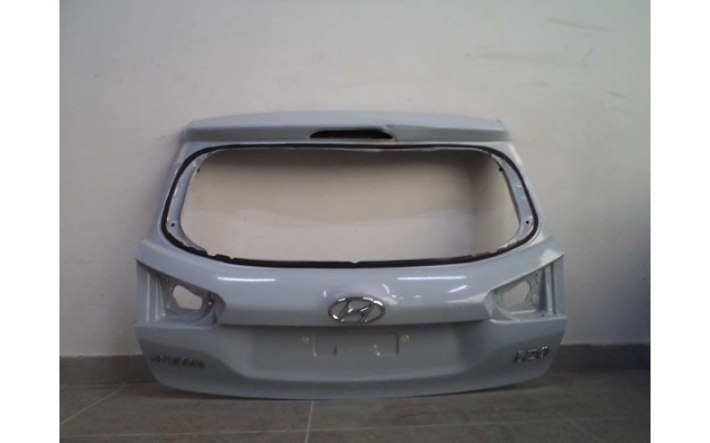 73700C8000 Hyundai I20 Bagaj Kapaği