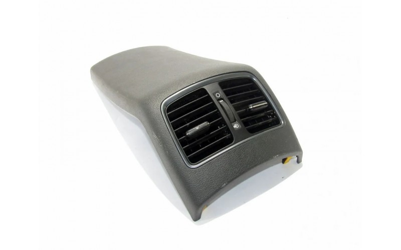 84680D7200TRY Hyundai Tucson Orta Konsul Arka Kapagi 2015-